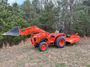 Tracteur compact Kubota L3901 fiable, 4 roues motrices, moteur diesel, performances exceptionnelles, construction durable - Product Image 6