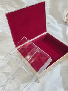 Caja de Joyería Rectangular de Lujo Plateada con Diseño de Pavo Real, Estuche para Bisutería Esmaltado, Forro de Terciopelo, Compartimentos Divididos, Contenedor Multiusos para Regalo - Product Image 3