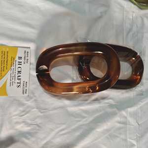 Escultura de Cadena de Resina Multicolor ROSHAN HANDICRAFTS, Impresionante Decoración Contemporánea para el Hogar con Tres Piezas Extra Grandes - Product Image 4