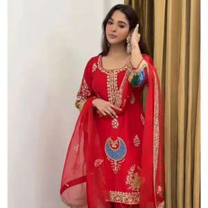 Nouvel ensemble haut et bas décontracté réversible pour soirée, style Salwar Kameez de créateur - Product Image 1