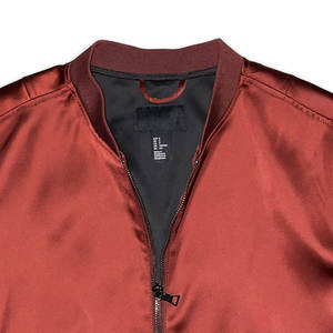 Chaqueta Sukajan Premium para Hombre, Diseño Bordado Personalizado, Estilo Ligero y Cómodo, Perfecta para Moda Urbana y Uso Casual - Product Image 4