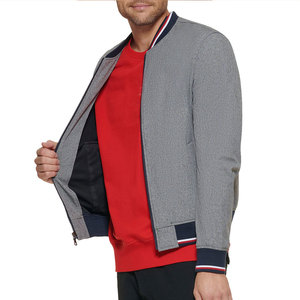 Chaquetas de béisbol varsity para hombre de alta calidad al por mayor con logotipo personalizado, chaqueta de béisbol universitaria de tela de lona para hombre - Product Image 3