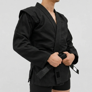 Uniforme de Sambo robuste et confortable, parfait pour l'entraînement, la pratique et la compétition, avec des caractéristiques personnalisées, durables, légères et respirantes. - Product Image 6