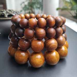 Pulsera de Cuentas de Madera Hecha a Mano, Ecológica y Moderna, para Hombre y Mujer, con Dijes Finos y Bendiciones, Elegantes Brazaletes - Product Image 3