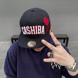 Casquette Snapback Ajustable Offrant un Look Moderne et un Ajustement Confortable, Idéale pour les Tenues Tendance et les Activités de Plein Air - Product Image 5