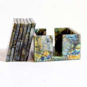Juego de Posavasos Cuadrados de Labradorita, Resistentes al Calor, Duraderos, Naturales, Protegen las Superficies, Estilo Moderno y Elegante, Hechos a Mano, Regalo de Boda - Product Image 1