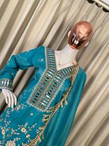 Ensemble ethnique élégant pour soirée avec travail de miroirs, pantalon palazzo et dupatta - Product Image 2