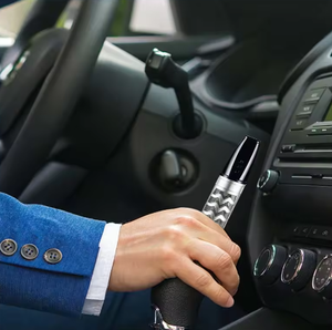 ไฟแช็ค USB รุ่นปี 2026 เป็นมิตรกับสิ่งแวดล้อม พร้อมโลโก้สั่งทำ ทนลม พกพาสะดวก จุดไฟฟ้า ของขวัญทางธุรกิจ - Product Image 4