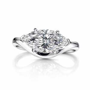 Bague en diamant Marquise minimaliste solitaire East West (or 14 carats) pour femme, bijoux fins pour mariage et anniversaire - Product Image 3
