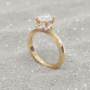 Bague de fiançailles classique avec halo de diamants pavés torsadés - Product Image 2