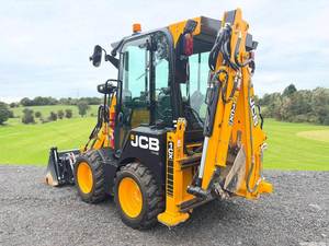 รถตักล้อยาง JCB 1CX มือสองคุณภาพสูง เครื่องยนต์ Kubota กำลัง 75 กิโลวัตต์ แรงยกสูง - Product Image 1