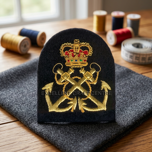 Écusson brodé personnalisé avec ancre et couronne de lauriers, à coudre sur tissu, pour uniforme ou vêtement - Product Image 3