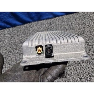 ECU และโมดูลคอมพิวเตอร์มือสองสำหรับรถยนต์ซีรีส์ 5 รุ่น 8410922974001 - Product Image 3