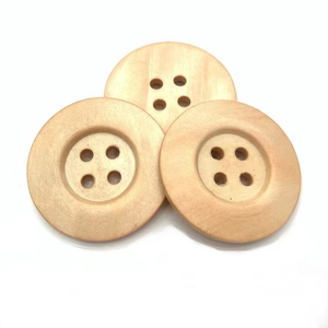 กระดุมไม้ทำมือแบบวินเทจ ดีไซน์โลโก้ทรงกลม 2 รู 4 รู สำหรับกระเป๋า เต็นท์ เสื้อผ้า งานฝีมือธรรมชาติ - Product Image 1