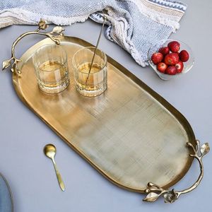 Bandeja de Latón Sofisticada, Plato Decorativo para Servir, Centro de Mesa de Metal Hecho a Mano de Lujo para el Hogar, Cocina, Bodas, Festivales - Product Image 1