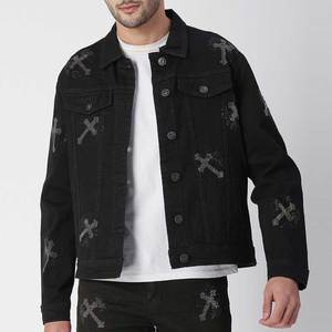 WATZY SPORTS Veste en jean noire pour homme, motif lettres, col rabattu, coupe droite, simple boutonnage, coton respirant, style urbain - Product Image 1