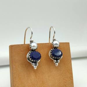 Boucles d'oreilles pendantes en argent sterling et lapis-lazuli, style bohème vintage, pierres précieuses bleues, faites à la main, bijoux élégants, cadeau - Product Image 3