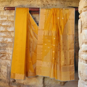 Saree Sikka Buti |   Sari ethnique indien traditionnel |   Vêtements de cérémonie pour femmes, pour mariage, de la marque Fine Work |   Studio N Brand |   Vente en gros de stocks - Product Image 1