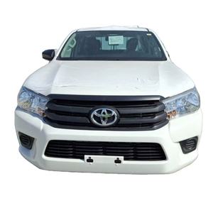 Para Hilux DC ADVENTURE 2.8D en 4X4 con Volante a la Izquierda, Año 2025 - Blanco - Product Image 1