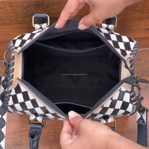 New Checkered Design Custom logo OEM ODM Genuine Leather Medium Size Duffel Travel <b>Bags</b> for <b>Men</b> & Women Wholesale Carry Duffle - Product Image 6