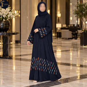 Vestido Abaya con Adornos de Cristal para Damas, con Mangas Fluidas, Textil Suave, Túnica Islámica Modesta |   Ropa Elegante para Ocasiones Musulmanas - Product Image 3