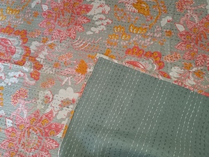 Couvre-lit imprimé floral et oiseaux, style bohème, moderne, toutes saisons, en denim patchwork, rembourrage en coton fait main, pour usage domestique - Product Image 5