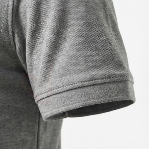Polo pour homme gris à manches courtes 100% coton, décontracté, respirant, coupe classique, design tricoté uni - Product Image 6
