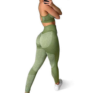 Ensemble de yoga élégant pour femmes pour une flexibilité ultime dans le yoga et le fitness, leggings, ensembles 2 pièces pour femmes en vente - Product Image 5