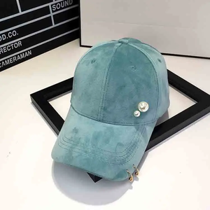Casquette de baseball automne-hiver pour femme en velours avec perles dorées, accessoires de mode pour la tête - Product Image 2