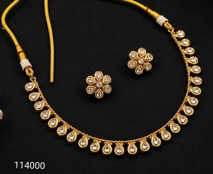 Indian Traditional Kundan Meenakari Copper Base Necklace Set Gold Plated Green Enamel Teardrop Choker with Floral <b>Stud</b> <b>Earrings</b> - Product Image 1