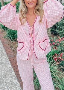 Costume sur mesure pour femmes, en coton mélangé, manches longues, pantalon long, mode printemps-été, fabrication OEM ODM, usine au Vietnam - Product Image 2