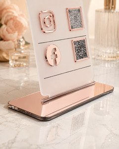 ป้ายอะคริลิค QR Code ดีไซน์ทันสมัย ราคาสุดคุ้ม พร้อมฐานไม้ ตั้งโชว์บนเคาน์เตอร์ หรูหรา สวยงาม สามารถปรับแต่งได้ เหมาะสำหรับการโฆษณา - Product Image 5