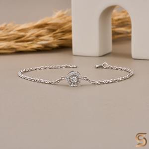 Pulsera de Oro de 10K con Delicado Halo de Flores |   Pulsera Minimalista con Diamantes Redondos para Ella |   Delicada Pulsera de Cadena con Flores - Product Image 1