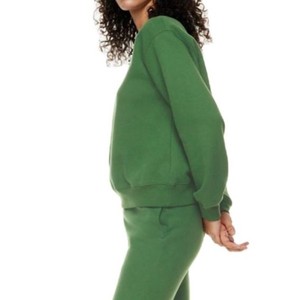 Sudadera Verde de Cuello Redondo para Mujer, Color Sólido, Manga Larga, Tejido de Algodón, Corte Regular, para Otoño, con Bordado Frontal - Product Image 3