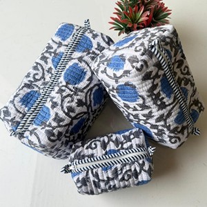 Juego de Bolsas de Aseo Grandes para Viaje Estilo Boho Chic, Suaves, Duraderas, Ligeras, Ecológicas, de Tela de Algodón Puro, Estampadas a Mano - Product Image 4