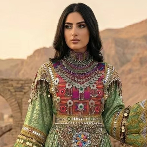 Robe formelle afghane moderne faite à la main pour femmes, broderie, tissu de haute qualité, pour fêtes et événements culturels, robe Kuchi afghane - Product Image 5