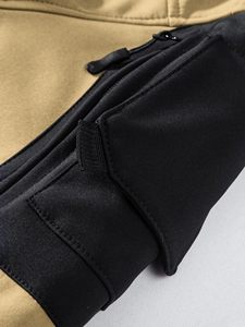 Veste Softshell Durable pour Homme, Imperméable, Coupe-Vent d'Hiver pour Activités de Plein Air, Extensible dans 4 Directions, Veste Tactique Doublée Polaire, Personnalisation de Marque - Product Image 5