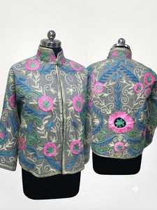 Veste en velours gris Suzani, hiver, écologique, broderie florale, bohème, ethnique, faite à la main - Product Image 5