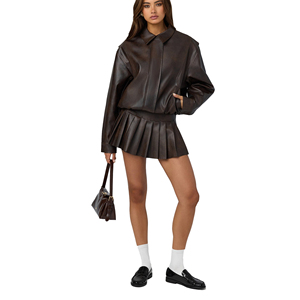 Chaqueta de Cuero Auténtico Estilo Motero para Mujer, Corte Clásico Ajustado, Cierre de Cremallera, Logotipo Bordado Personalizado, Precio de Fábrica, Venta al Por Mayor - Product Image 4