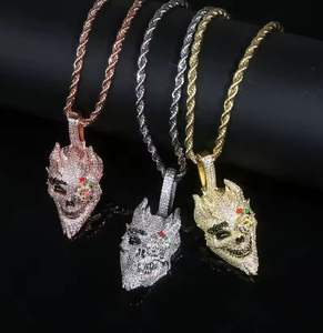 Collar con Colgante de Calavera Iced Out Unisex Hip Hop con Moissanita en Forma de Diamante, Chapado en Plata y Cadena de Cuerda Trenzada - Product Image 1