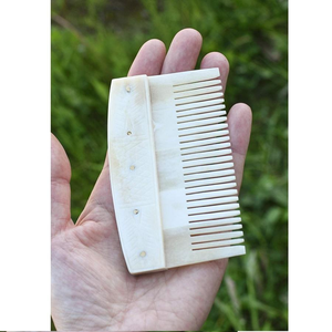 Peigne à cheveux Viking 100% naturel en os, fait main, style animalier, durable, forme ronde, pour massage et grattage de la tête, artisanat naturel - Product Image 3