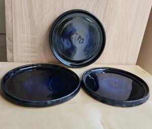 Plato de Cena de Cerámica Azul Medianoche con Acabado Brillante, Estilo Moderno y Lujoso, Vajilla Duradera para una Experiencia Gastronómica Elegante - Product Image 3