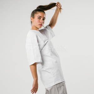 เสื้อยืดวินเทจขนาดใหญ่กว่าปกติเสื้อยืดล้างกรดกราฟิกเสื้อยืดโชว์ไหล่เสื้อยืดพิมพ์ลายว่างเปล่าพร้อมโลโก้ - Product Image 4