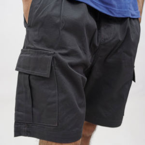 Pantalones cortos cargo de alta calidad para hombre, estilo urbano, casual, rectos, con múltiples bolsillos, color gris oscuro. - Product Image 3