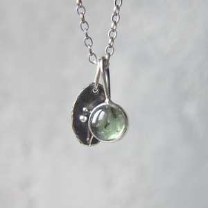 Pendentif en tourmaline vert clair, collier en argent sterling, bijoux en pierres précieuses faits à la main, cadeau pour femme, fiançailles, anniversaire - Product Image 5