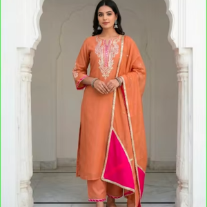 Ensemble de costume brodé Gota Peach Mal Chanderi coupe trapèze - Product Image 1