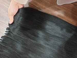 Haute qualité 100% extensions de cheveux humains crus vietnamiens tissage de cheveux de cuticule droite naturelle - Product Image 2