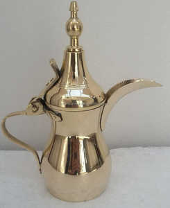 Ensembles de café arabe personnalisés Dallah cafetière et théière en métal en laiton avec long bec fournisseur d'ustensiles en Inde - Product Image 1