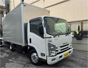 Fairly <b>Used</b> 2018 I S U Z U ELF TRUCK Neatly <b>Used</b> Taut Liner 8 <b>Pallet</b> Body Leather Seats - Product Image 4