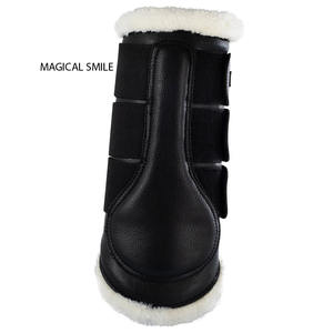 Botas de cepillado para caballos de alta calidad, altamente suaves, que ofrecen una protección óptima y son de color negro. - Product Image 4